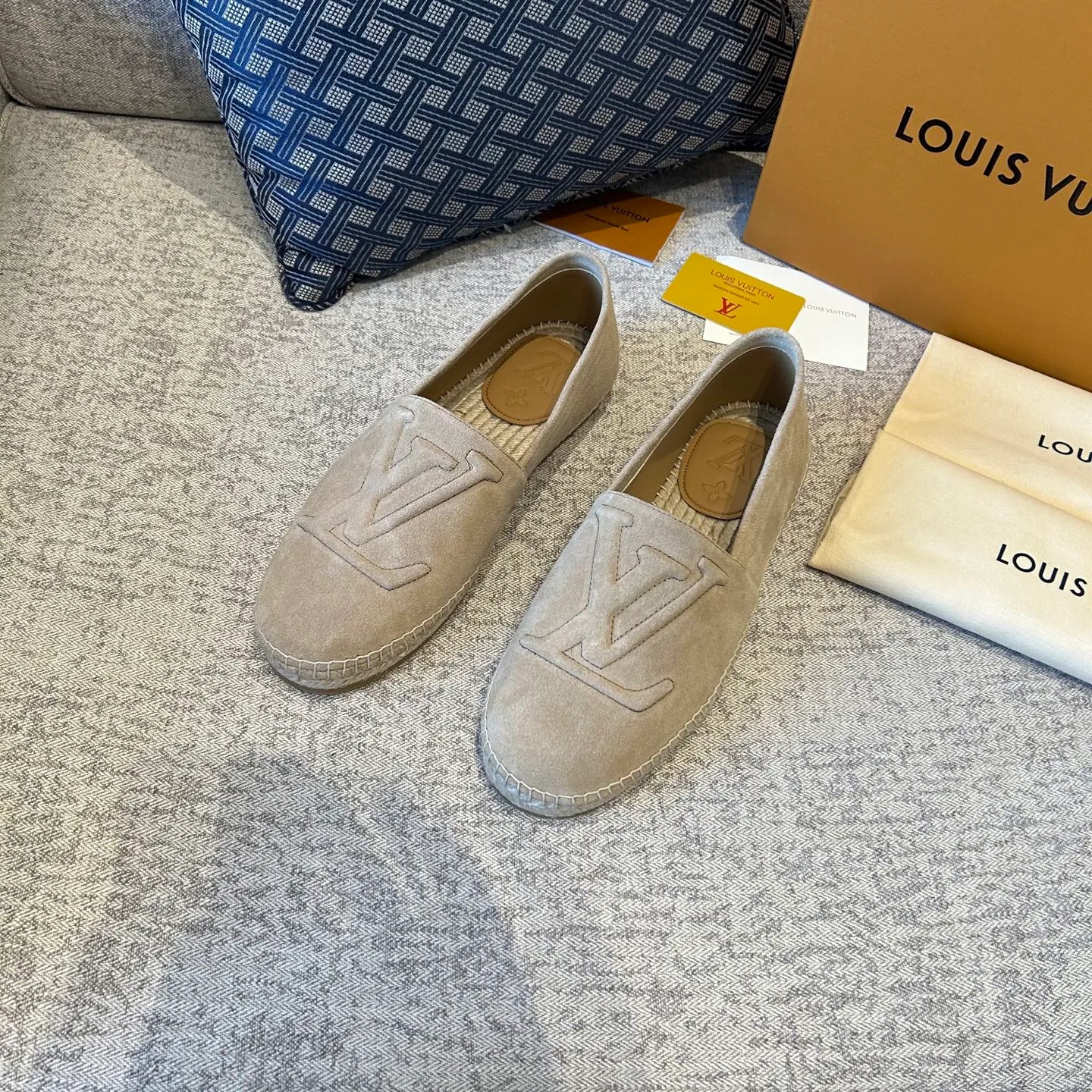 [L Family] Top P: 720💰-Size: 39-44 (customized at 38.45.46) L Family Freesstyle Men's Fisherman Shoes. 2026 Overseas🎆🎆[Spring and Summer New Style: Lv Fisherman Shoes] Material: calf suede, cowhide𥚃, rubber injection process, hemp rope with rubber outsole.